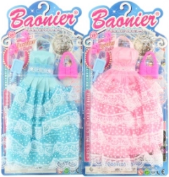 Sukienki dla lalek z dodatkami
