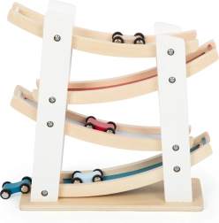 Drewniana kaskadowa tor wyścigowy