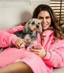 Ciepła bluza 4 w 1 Oversize, koc z polaru – różowa