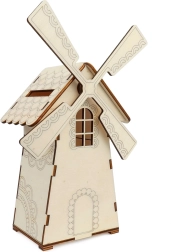 Drewniana skarbonka w kształcie młyna ze światłem