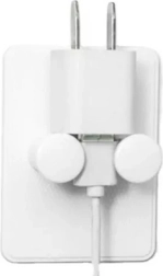 Biały uchwyt na maszynkę do golenia