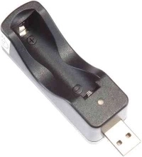 Ładowarka USB do 3,7 V 600 mAh do samochodów zdalnie sterowanych CARRERA