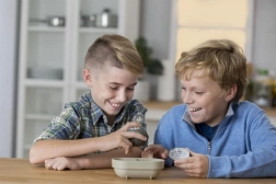 Rosnące kryształy geod od MAC TOYS – zestaw eksperymentalny