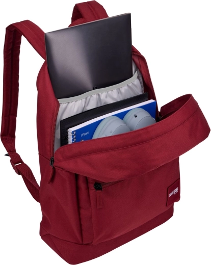 Kieszeń na laptopa do 15,6" i przejrzysta organizacja