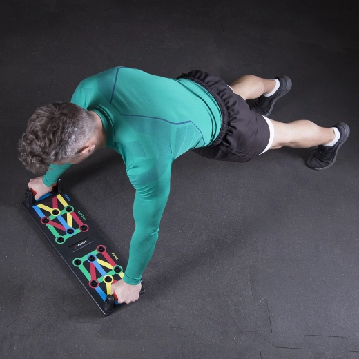 Solidna i stabilna podstawa z antypoślizgiem