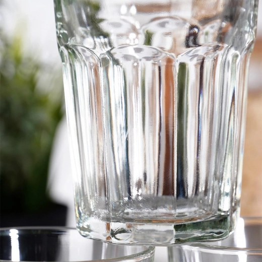 Trwałe, grube szkło do codziennego użytku