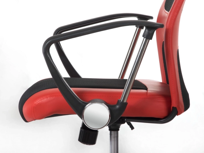 Mechanizm TILT, regulacja wysokości i stabilna chromowana podstawa