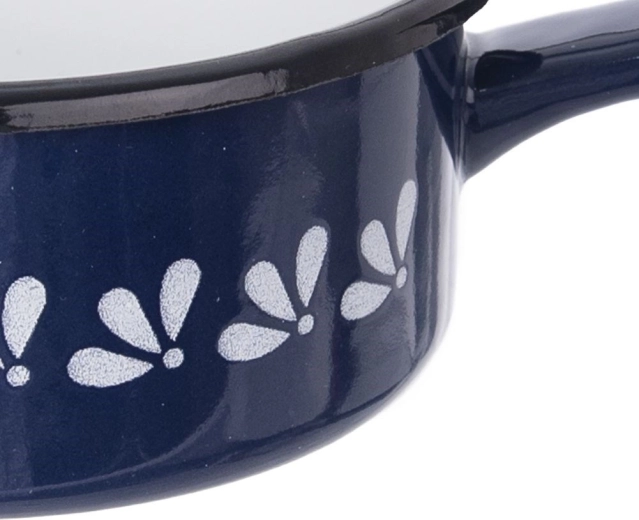 Uniwersalny na wszystkie typy kuchenek