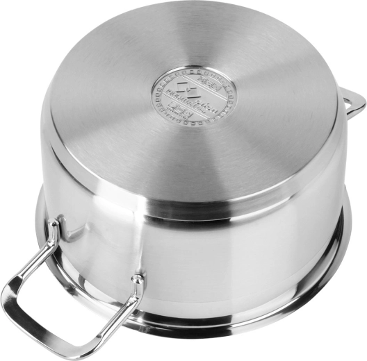 Odpowiedni do wszystkich typów kuchenek, w tym indukcji