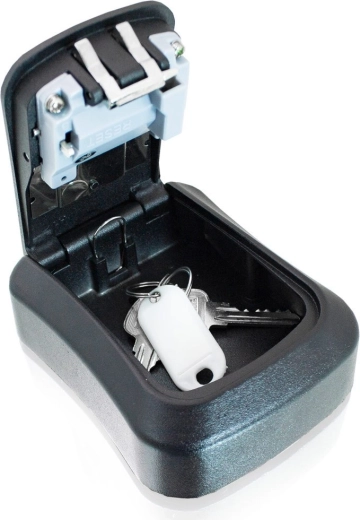 Łatwy montaż i praktyczna przestrzeń