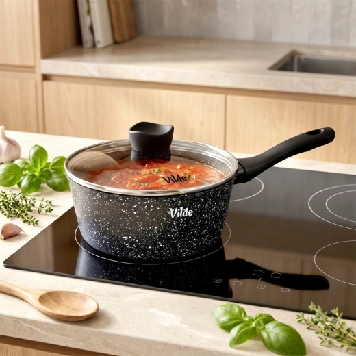 Kompatybilny ze wszystkimi kuchenkami i odpowiedni do zmywarki