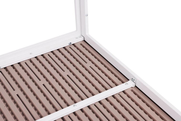 Stabilna stalowa konstrukcja i ochronne stopki