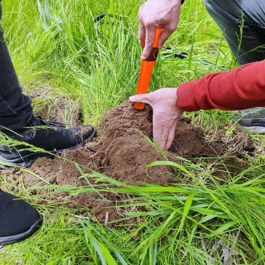 Wodoodporność IPX8 do wymagających warunków