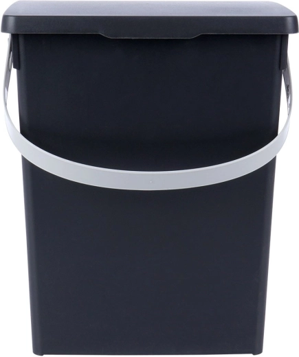 Zamykana pokrywka chroniąca przed wilgocią i zapachami