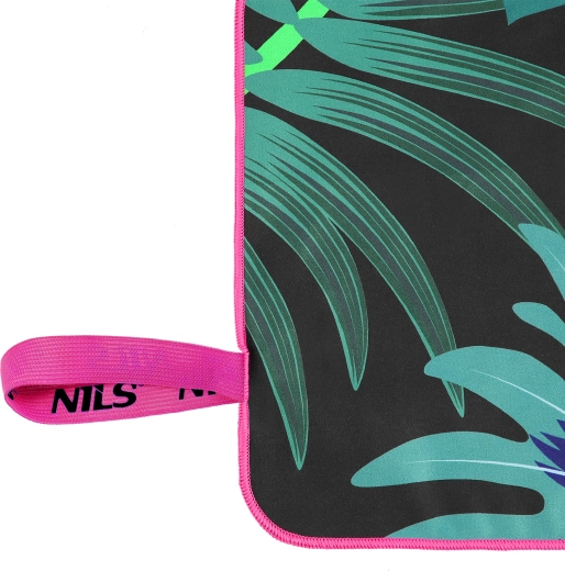 Wytrzymałe obszycie i pętelka do zawieszenia