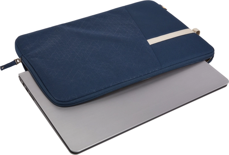 Smukłe etui na laptopa 15,6"