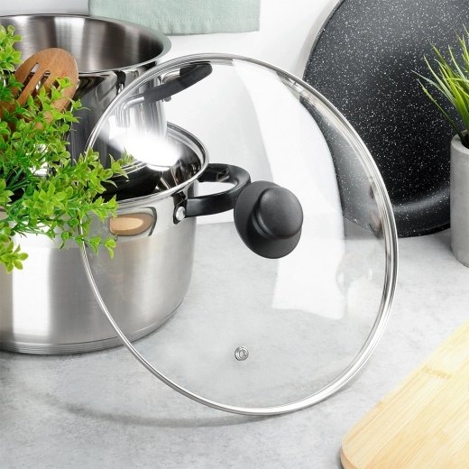 Solidny nierdzewny rant i wygodny uchwyt