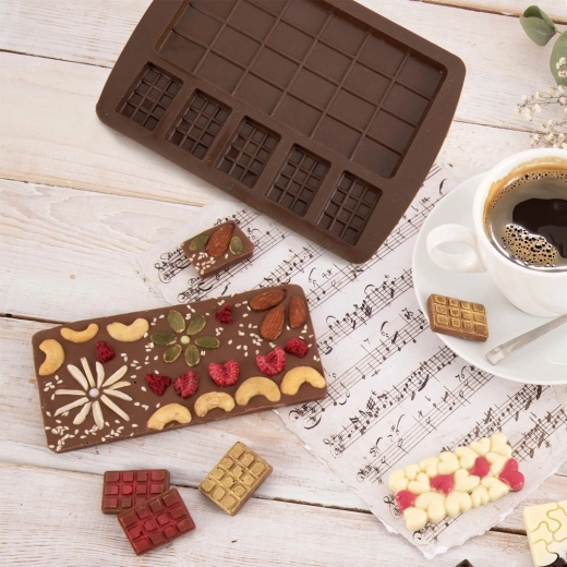 Elastyczny silikon dla łatwego wyjmowania