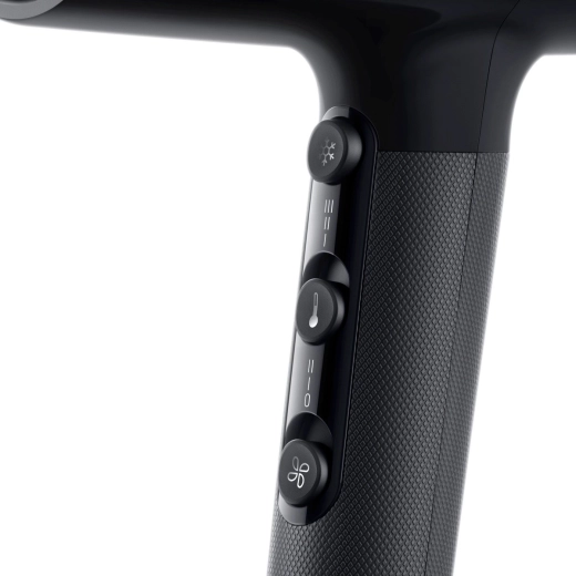 Wygodne sterowanie i zimny nawiew