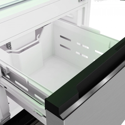 Dwie pojemne szuflady zamrażarki