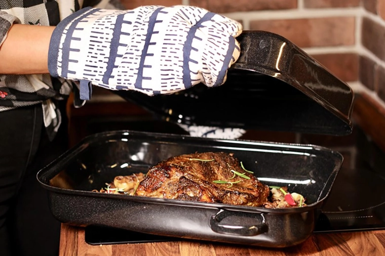 Rusztowane dno dla soczystego pieczenia