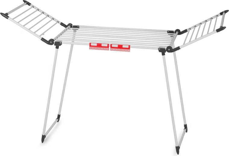 Odchylane skrzydła i uchwyty na bieliznę