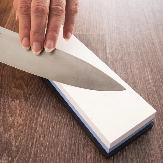 Bezpieczna stabilność na blacie roboczym