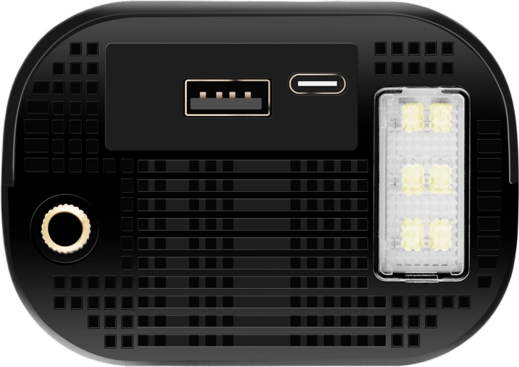 Powerbank 6000 mAh w podróży