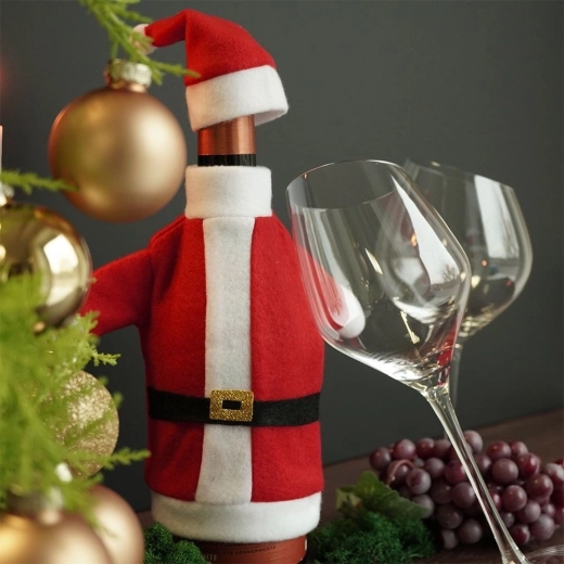 Miękki materiał i efektowne detale