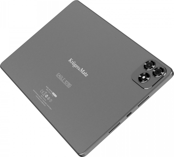 Cztery głośniki i zestaw kilku kamer