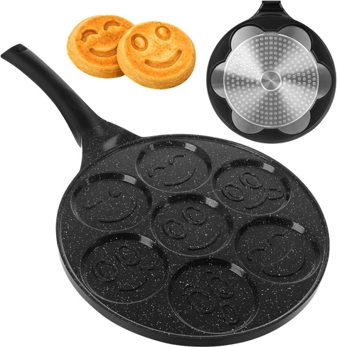 Siedem placuszków jednocześnie z wesołymi buźkami