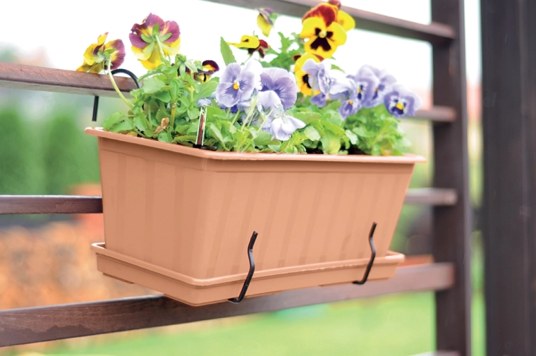 Lepsze odprowadzanie wody z kompatybilną podstawką