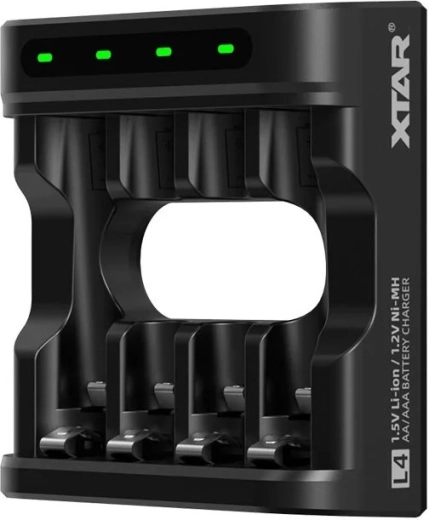 Ładowarka akumulatorów XTAR L4 do Li-ion 1,5 V i Ni-MH AA/AAA