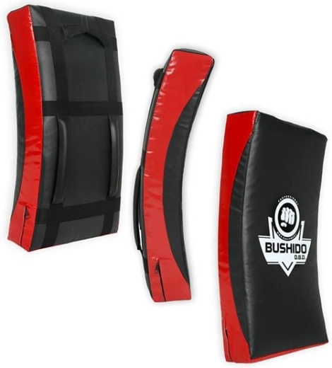 Wyprofilowany kształt dla precyzyjnego i bezpiecznego treningu