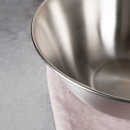 Wytrzymała stal nierdzewna z matową powierzchnią