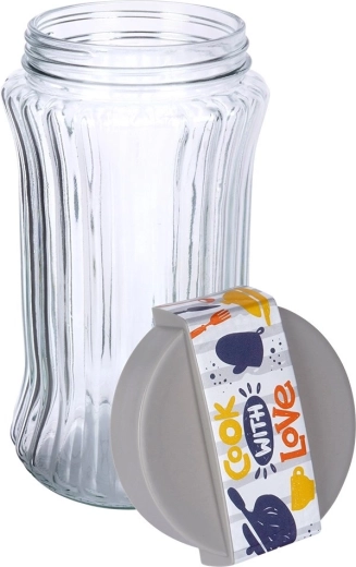 Szeroki wlew do łatwego napełniania i czyszczenia