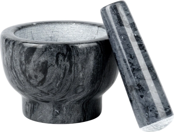 Chropowate wnętrze dla skutecznego rozdrabniania