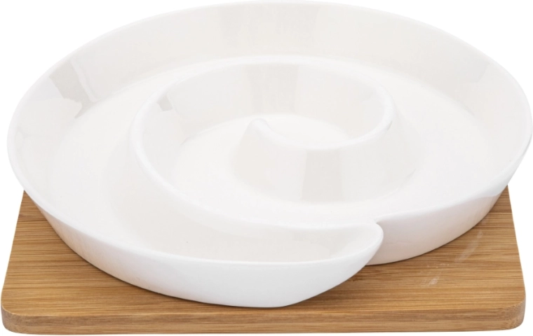 Elegancka porcelana w kremowym kolorze