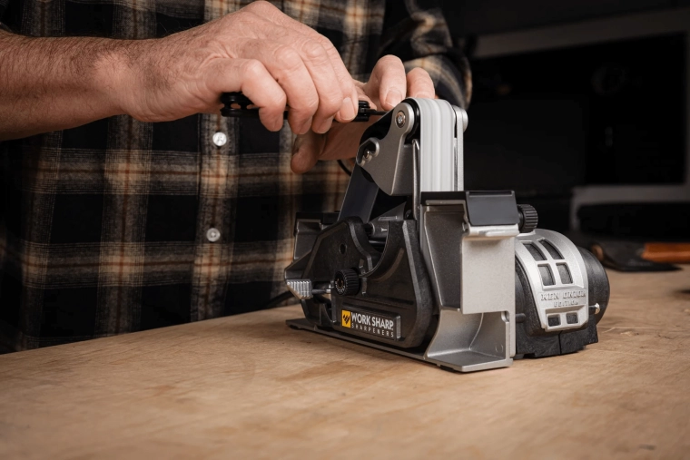 Trzy wypukłe profile krawędzi