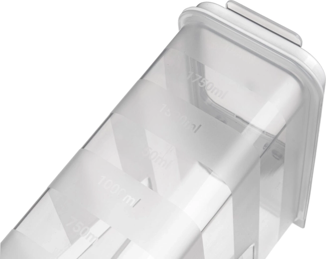 Precyzyjne odmierzanie z podziałką co 250 ml