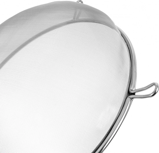 Delikatna gęsta siateczka do precyzyjnego przecedzania