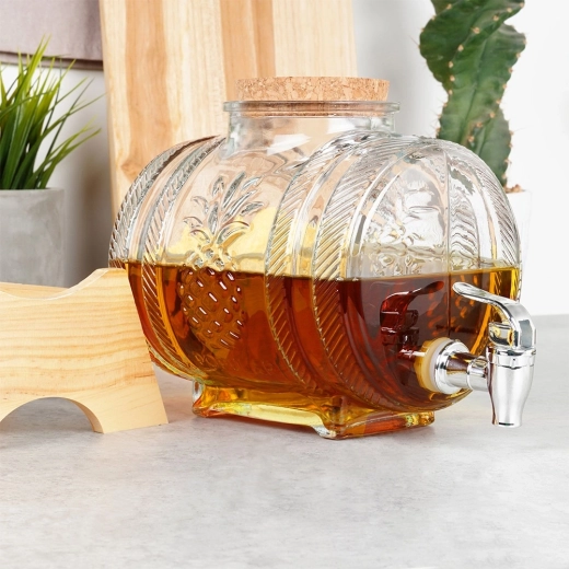 Szeroki wlew i korkowa pokrywka