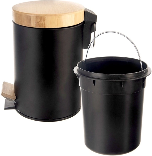 Wyjmowany wewnętrzny pojemnik dla łatwego opróżniania