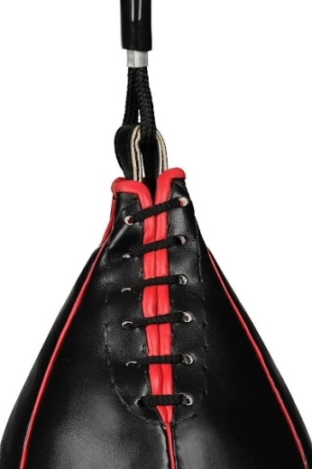 Trwała skóra syntetyczna i wzmocnione szwy