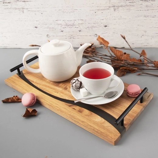 Naturalne drewno akacjowe z efektowną „rzeczną” żywicą