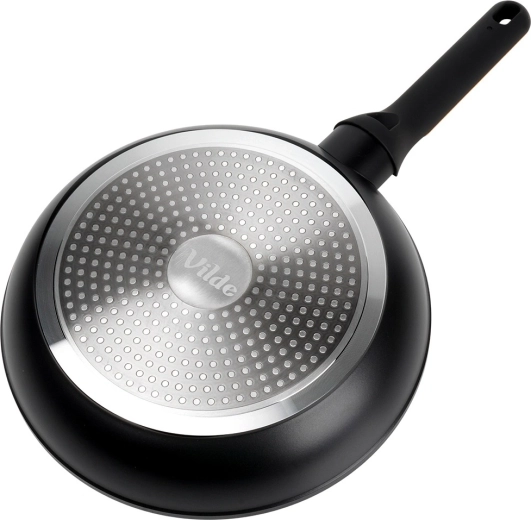 Kompatybilna ze wszystkimi typami kuchenek, w tym indukcją