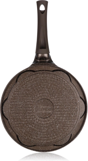 Dno indukcyjne i równomierne rozprowadzanie ciepła