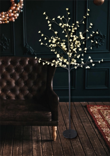 Elegancka dekoracja o wysokości 150 cm