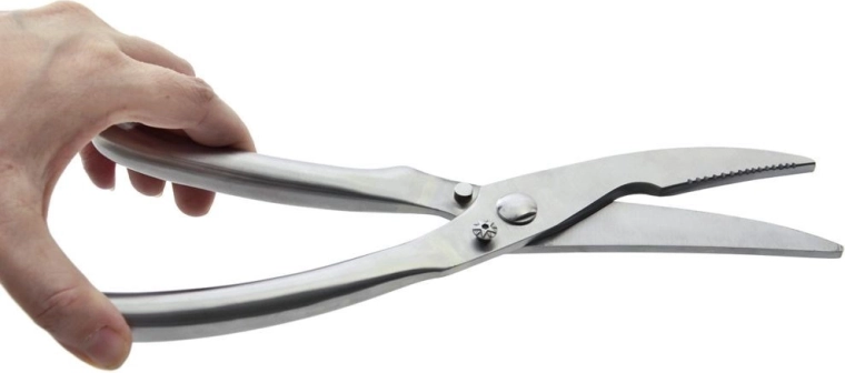 Wygodny chwyt i stabilny przegub