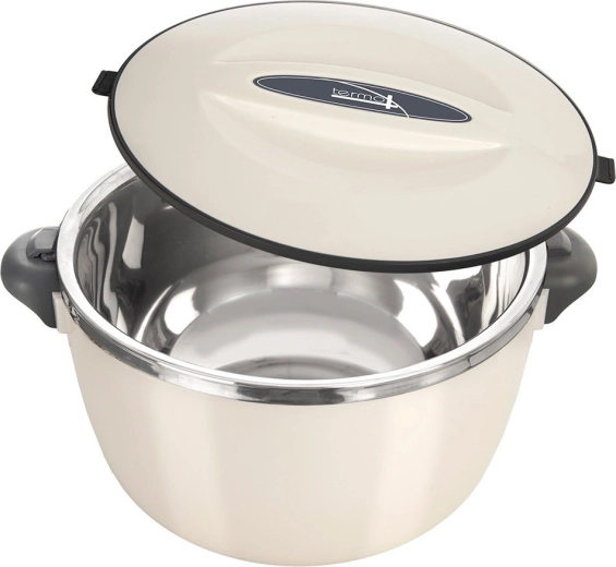 Długie utrzymanie temperatury dzięki stalowej wkładce